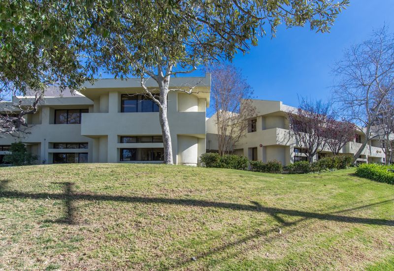 Multi-tenant Office, Westlake Village, CA